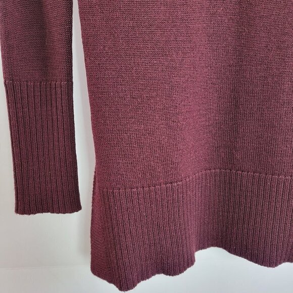Tahari Wool Blend Turtleneck Women's Burgundy Hi-Low Sweater Size S - Picture 7 of 7